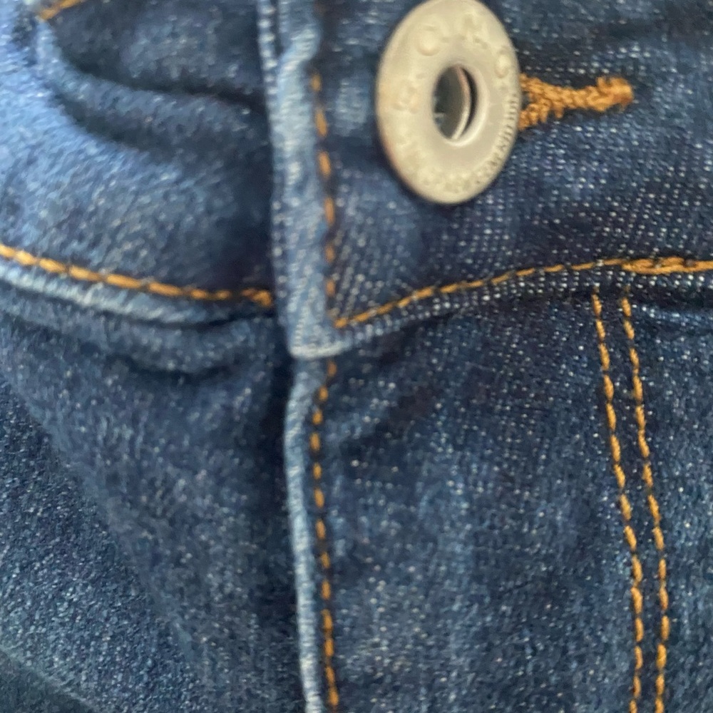 Curvy High Rise Jean Shorts - Picture 3 of 4